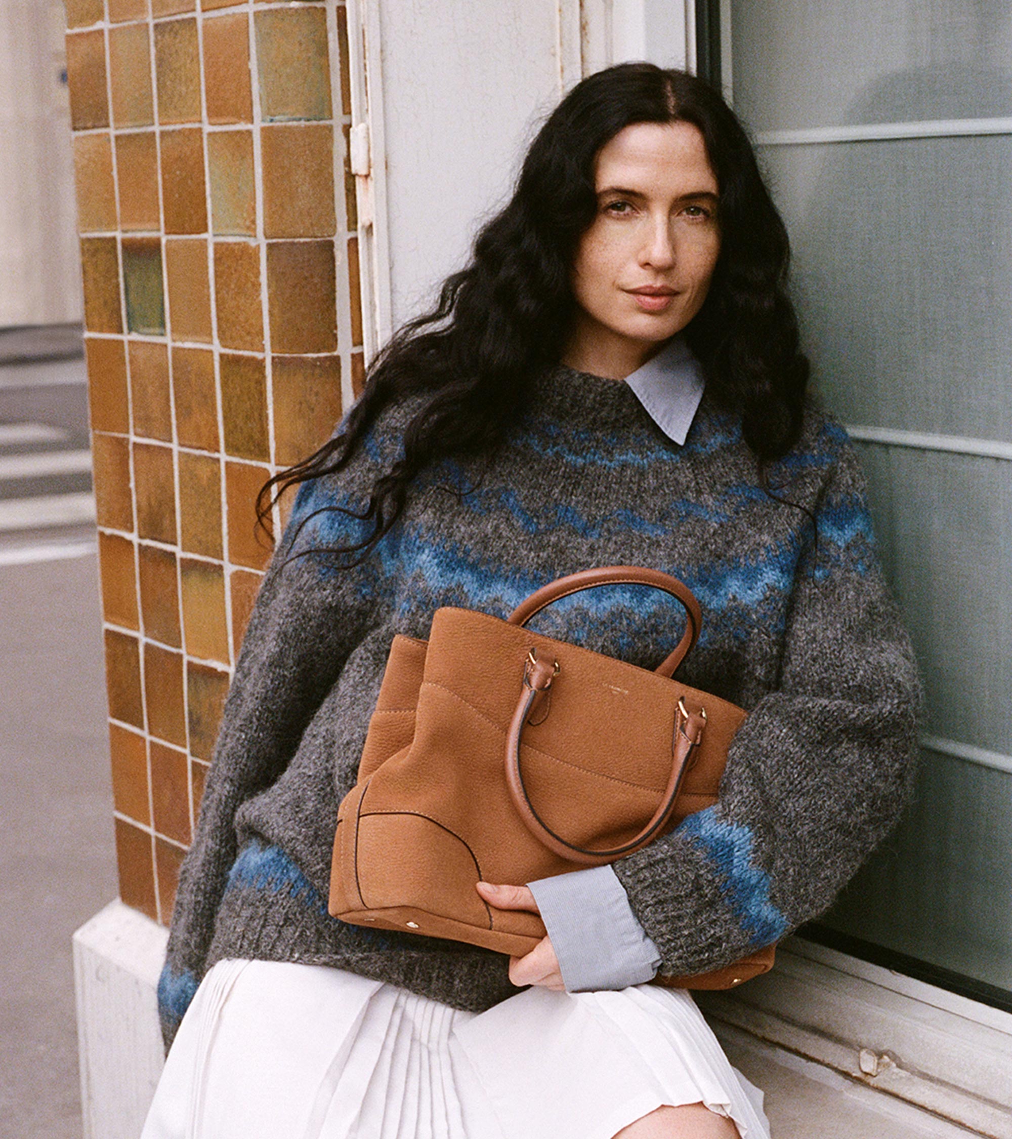 Grand sac à main Romy en cuir nubuck grainé